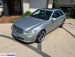 Mercedes S-klasa 2007 3.0 235 KM