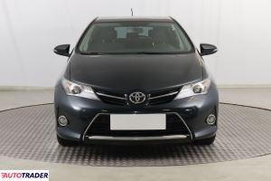 Toyota Auris 2013 1.6 130 KM Toyota Auris 2013 1.6 130 KM