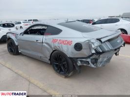 Ford Mustang 2022 5