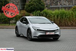 Toyota Prius 2024 2.0 122 KM