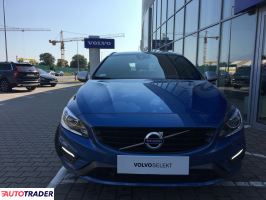 Volvo V60 2016 2.0 190 KM
