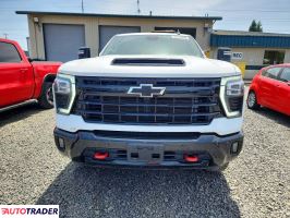 Chevrolet Silverado 2026 6