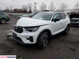 Volvo XC40 2024 2