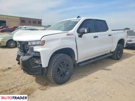 Chevrolet Silverado - zobacz ofertę