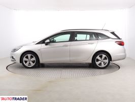 Opel Astra 2019 1.4 123 KM