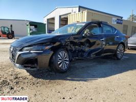 Nissan Altima 2025 2