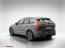 Volvo XC60 2023 2.0 197 KM