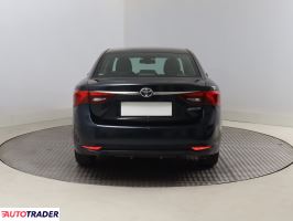 Toyota Avensis 2016 2.0 140 KM