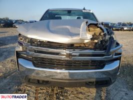 Chevrolet Silverado 2020 5