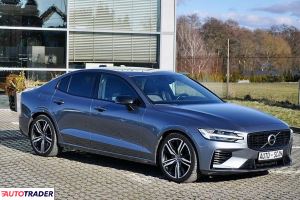 Volvo S60 2019 2.0 303 KM Volvo S60 2019 2.0 303 KM