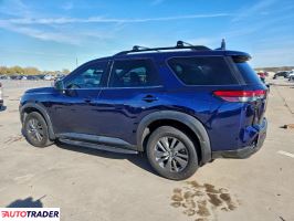 Nissan Pathfinder 2022 3