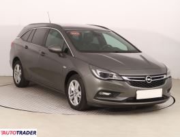 Opel Astra 2018 1.6 134 KM