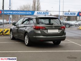 Opel Astra 2020 1.2 128 KM