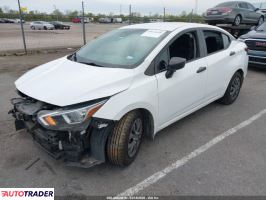Nissan Versa 2020 1