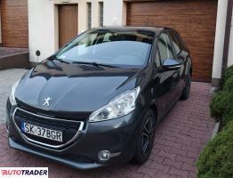 Peugeot 208 2015 1.2 82 KM