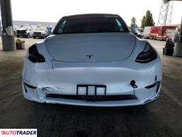 Tesla Model Y 2021 Tesla Model Y 2021