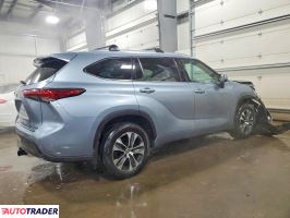 Toyota Highlander 2020 3