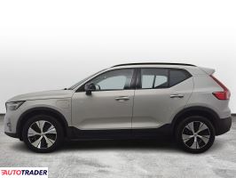 Volvo XC40 2022 1.5 180 KM