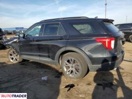 Ford Explorer 2022 2