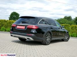 Mercedes E-klasa 2021 2.0 194 KM