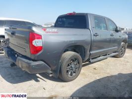 Toyota Tundra 2021 5