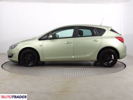 Opel Astra 2013 1.4 138 KM