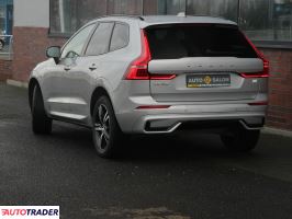 Volvo XC60 2021 2.0 253 KM