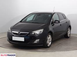 Opel Astra 2010 1.4 138 KM