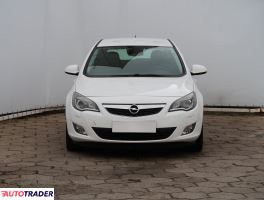 Opel Astra 2012 1.7 108 KM