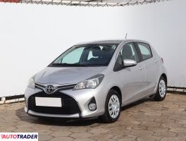 Toyota Yaris 2015 1.3 97 KM