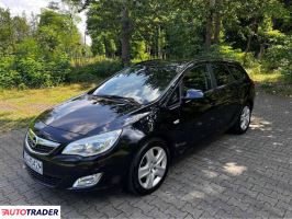 Opel Astra 2011 1.7 110 KM