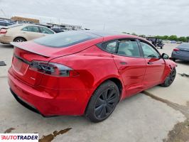 Tesla Model S 2021