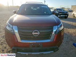 Nissan Pathfinder 2023 3