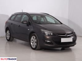 Opel Astra 2015 1.6 108 KM