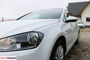 Volkswagen Golf 2015 1.2 86 KM