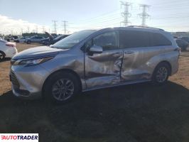 Toyota Sienna - zobacz ofertę