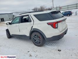 Ford Explorer 2025 3