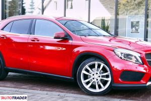 Mercedes 180 2016 1.6 122 KM