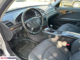 Mercedes E-klasa 2004 2.1 122 KM