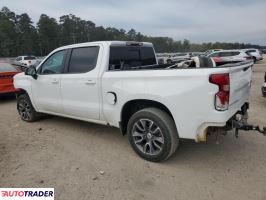 Chevrolet Silverado 2021 3