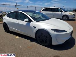 Tesla Model 3 2024
