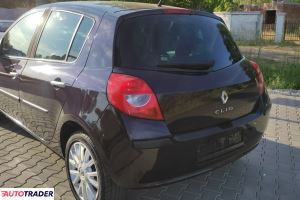 Renault Clio 2008 1.1 101 KM