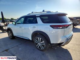 Nissan Pathfinder 2023 3
