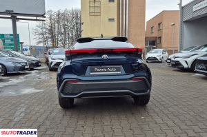 Toyota C-HR 2023 1.8 140 KM