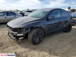 Tesla Model Y 2026