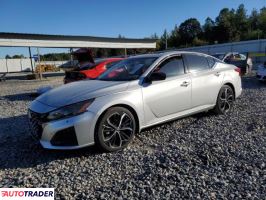 Nissan Altima - zobacz ofertę