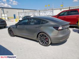 Tesla Model 3 2020