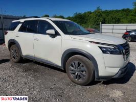 Nissan Pathfinder 2023 3