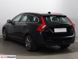 Volvo V60 2015 2.0 118 KM