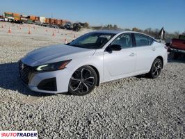 Nissan Altima - zobacz ofertę